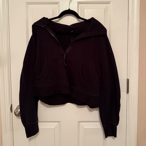 Women’s Lululemon Cropped Scuba Quarter Zip - Picture 1 of 3